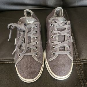 Vans dark Gray lace up low top sneakers women's size 6 sneakers